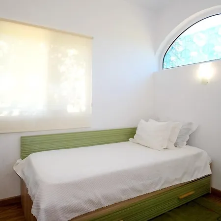 Charming House In With Shared Pool Nyaraló Monchique
