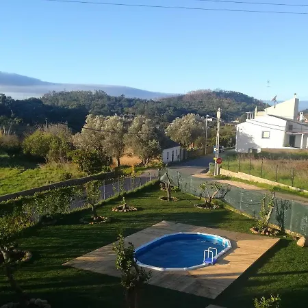 Charming House In With Shared Pool *
