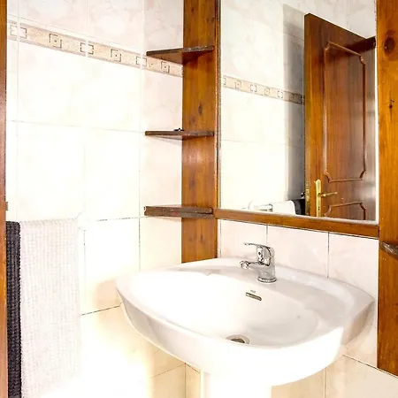Charming House In With Shared Pool Casa vacanze *
